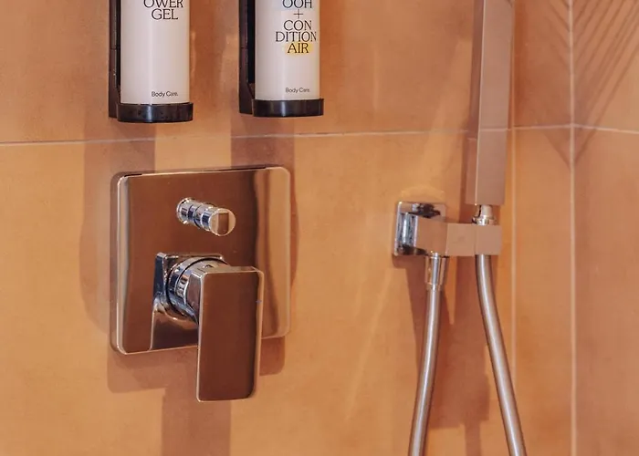 Отель Ben Affiliated By Melia 3*