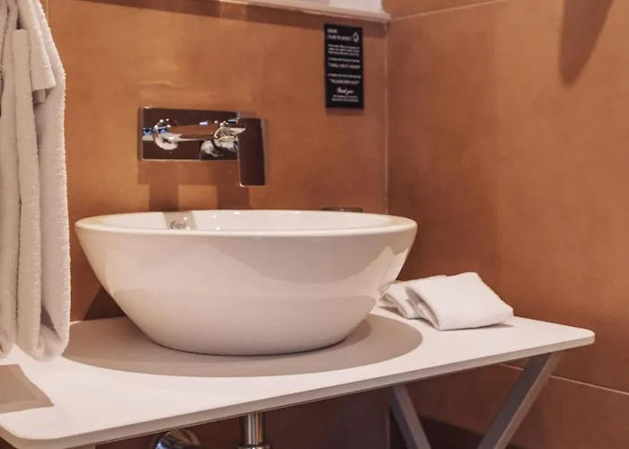 Ben Affiliated By Melia Отель 3*